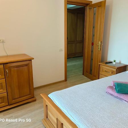 Jeni' S Apartament كونستانتا المظهر الخارجي الصورة